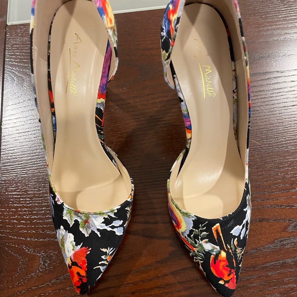 Anne Michelle heels